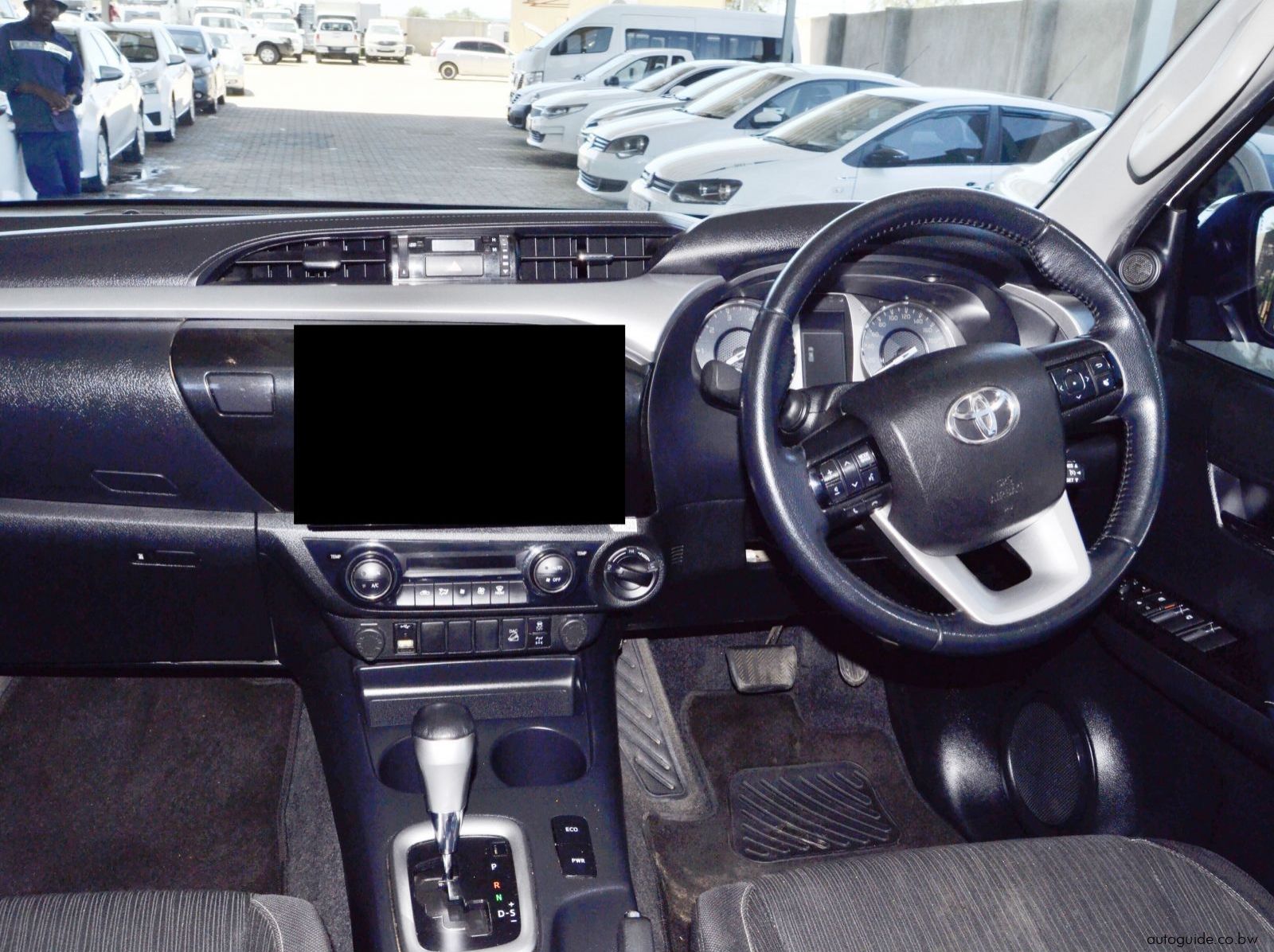 2022 Toyota Hilux GD6 pictures