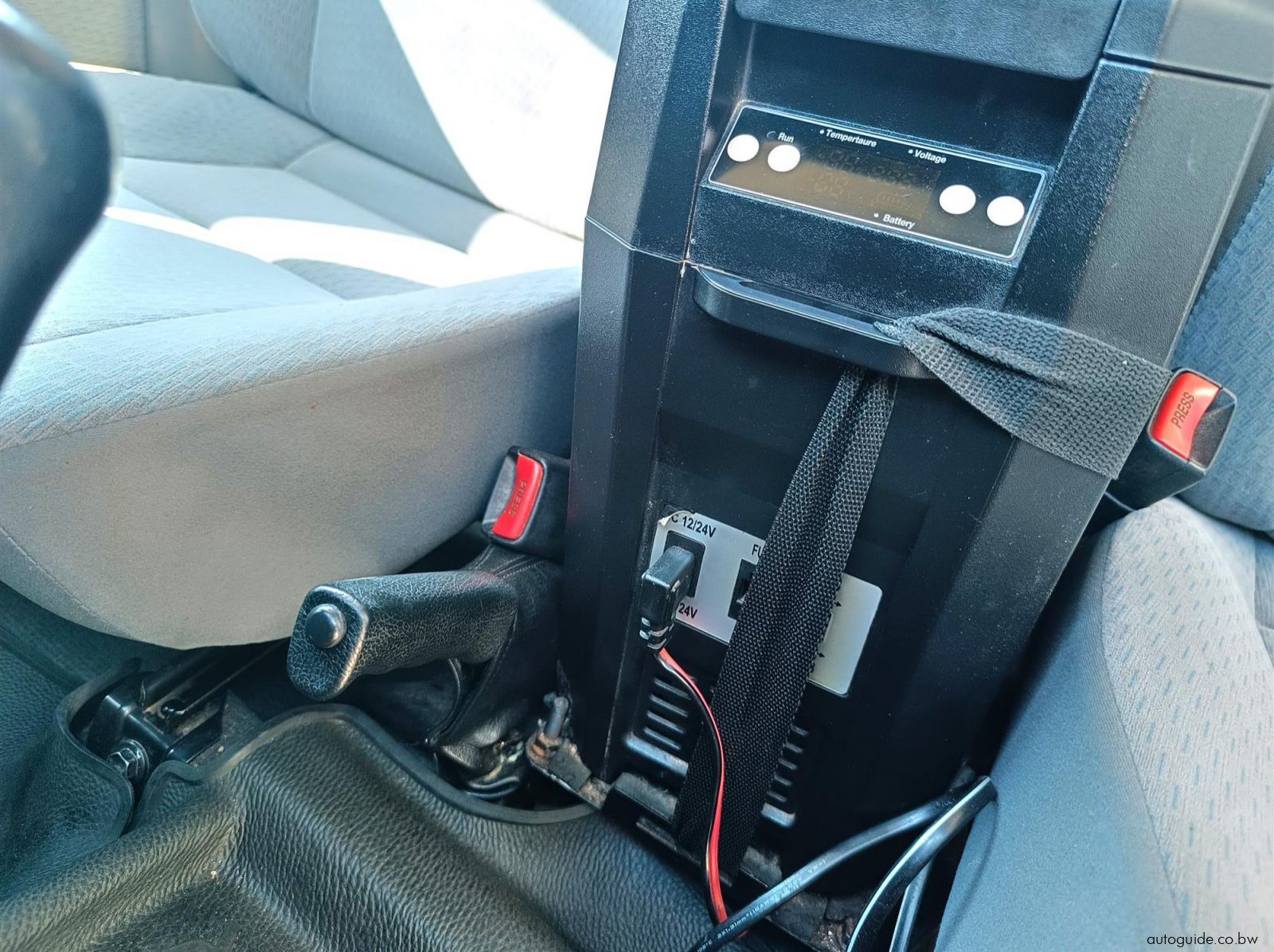 2019 Toyota Land Cruiser 4.5 LX V8 pictures