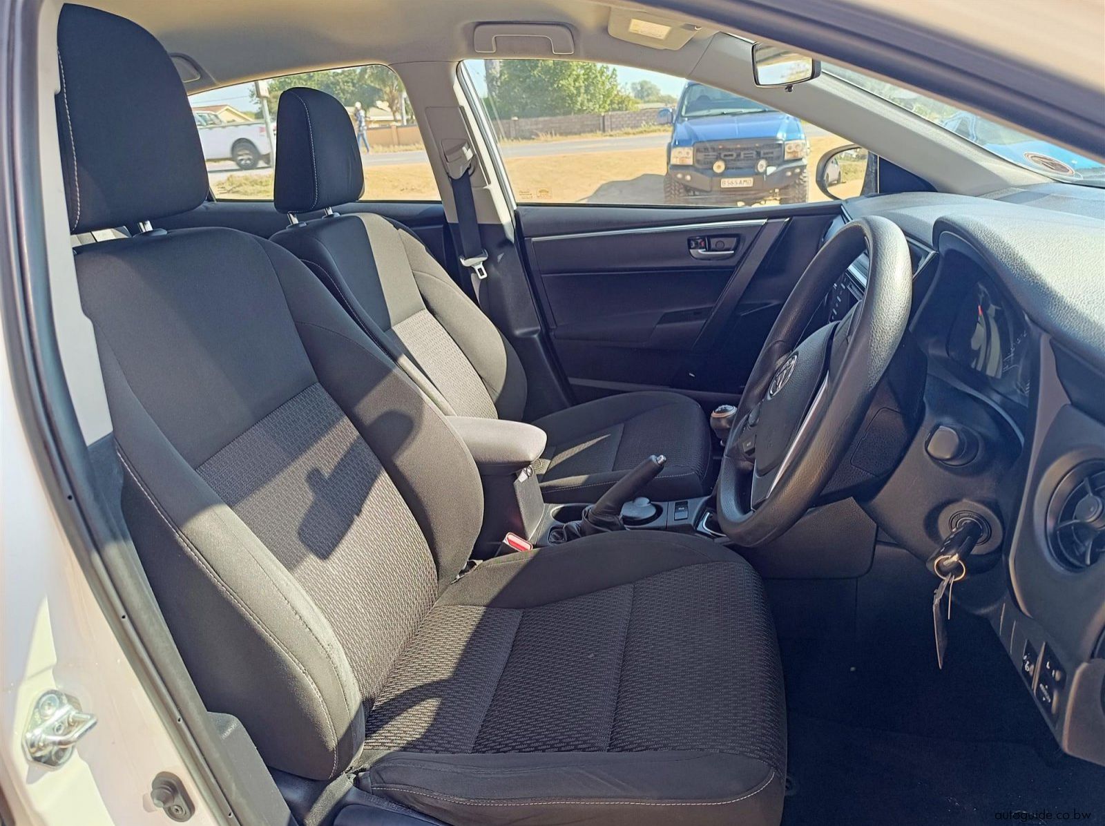2019 Toyota Corolla 1.6L pictures