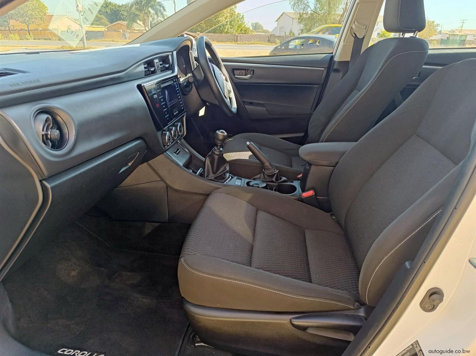 2019 Toyota Corolla 1.6L pictures