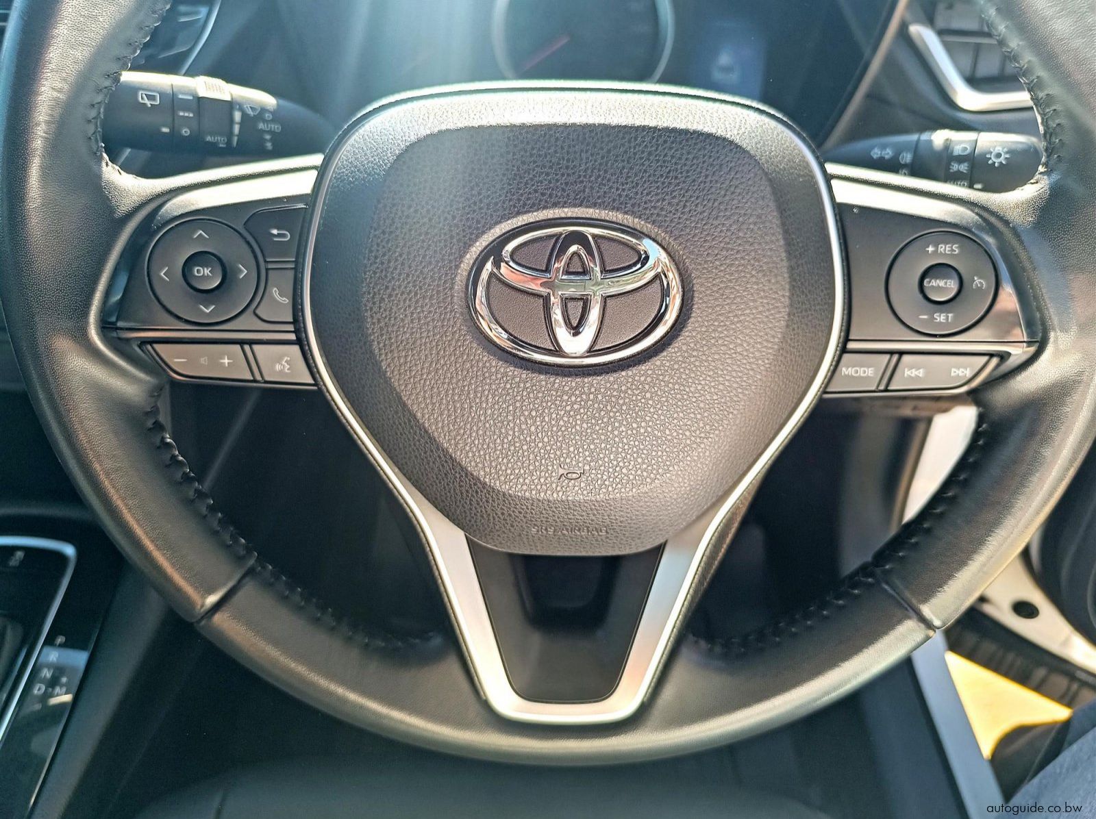 2022 Toyota Corolla Cross XS 1.8L A/T pictures