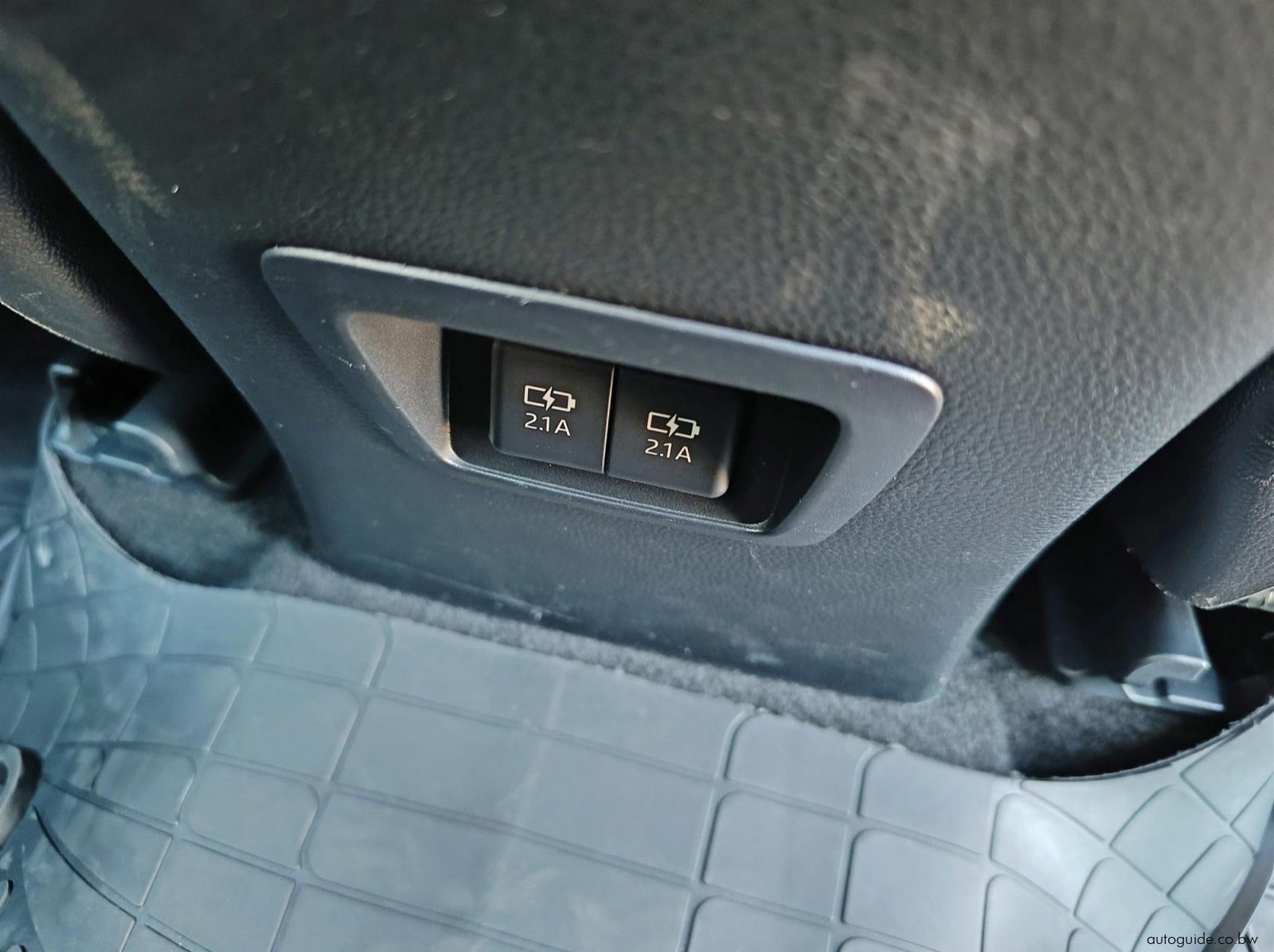 2022 Toyota Corolla Cross XS 1.8L A/T pictures
