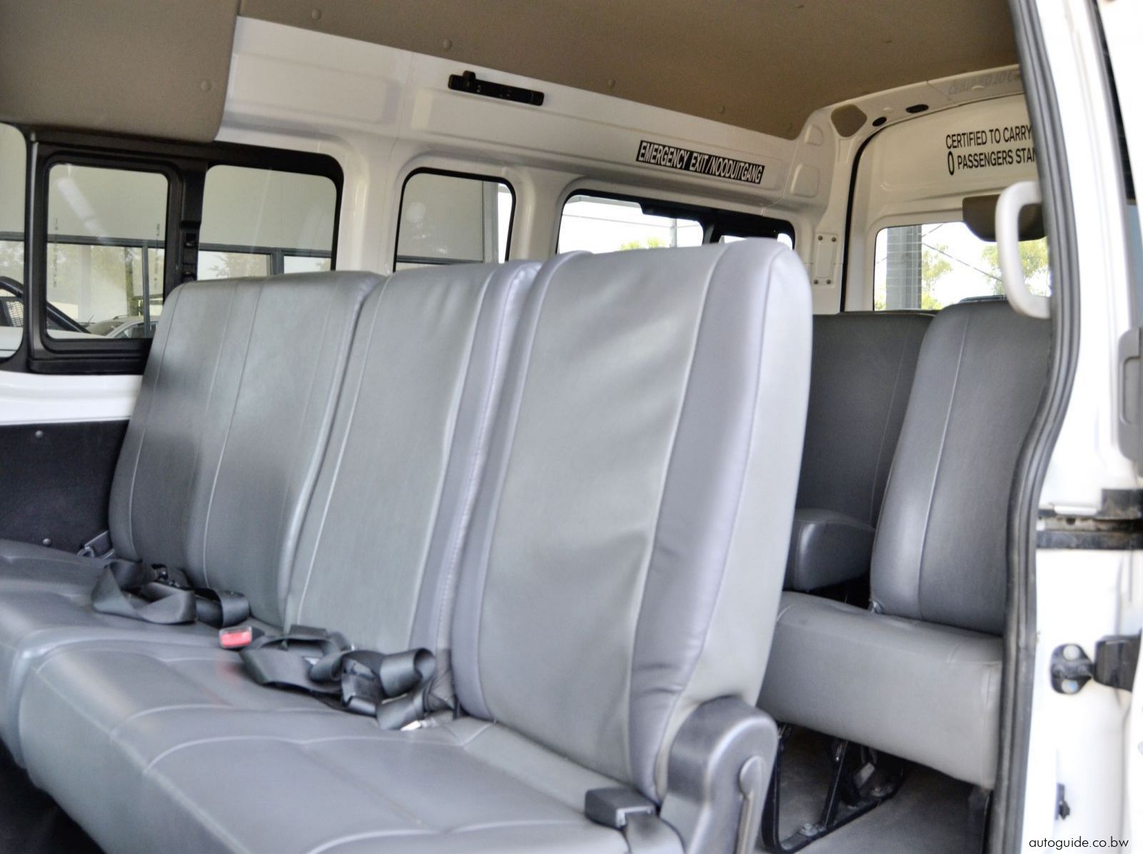 2020 Nissan NV350 pictures