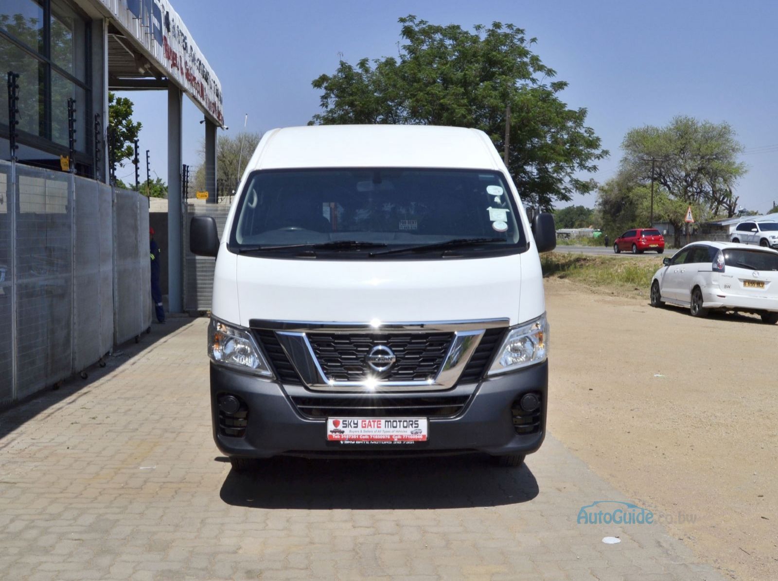 2020 Nissan NV350 pictures