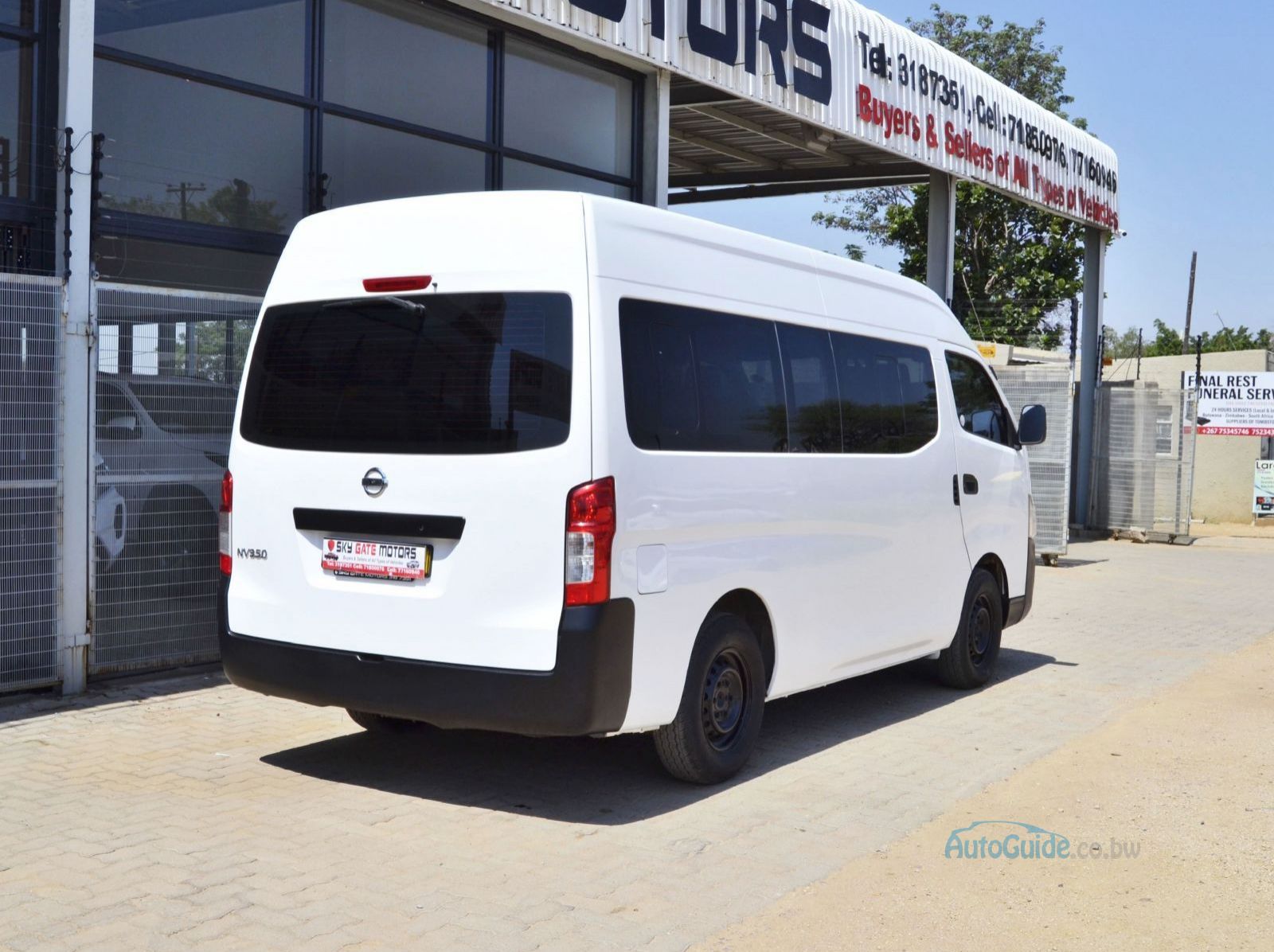 2020 Nissan NV350 pictures