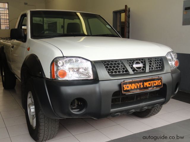 Nissan Hardbody .4ILWB HI RIDER en venta 2.4 Nissan Hardbody .4ILWB HI RIDER en venta