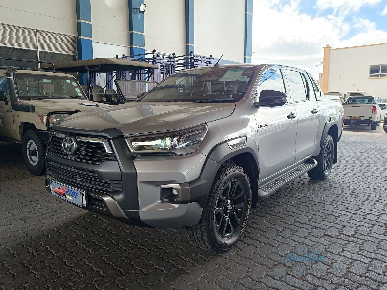 2022 Toyota Hilux 2.8 Legend 4x4 photo