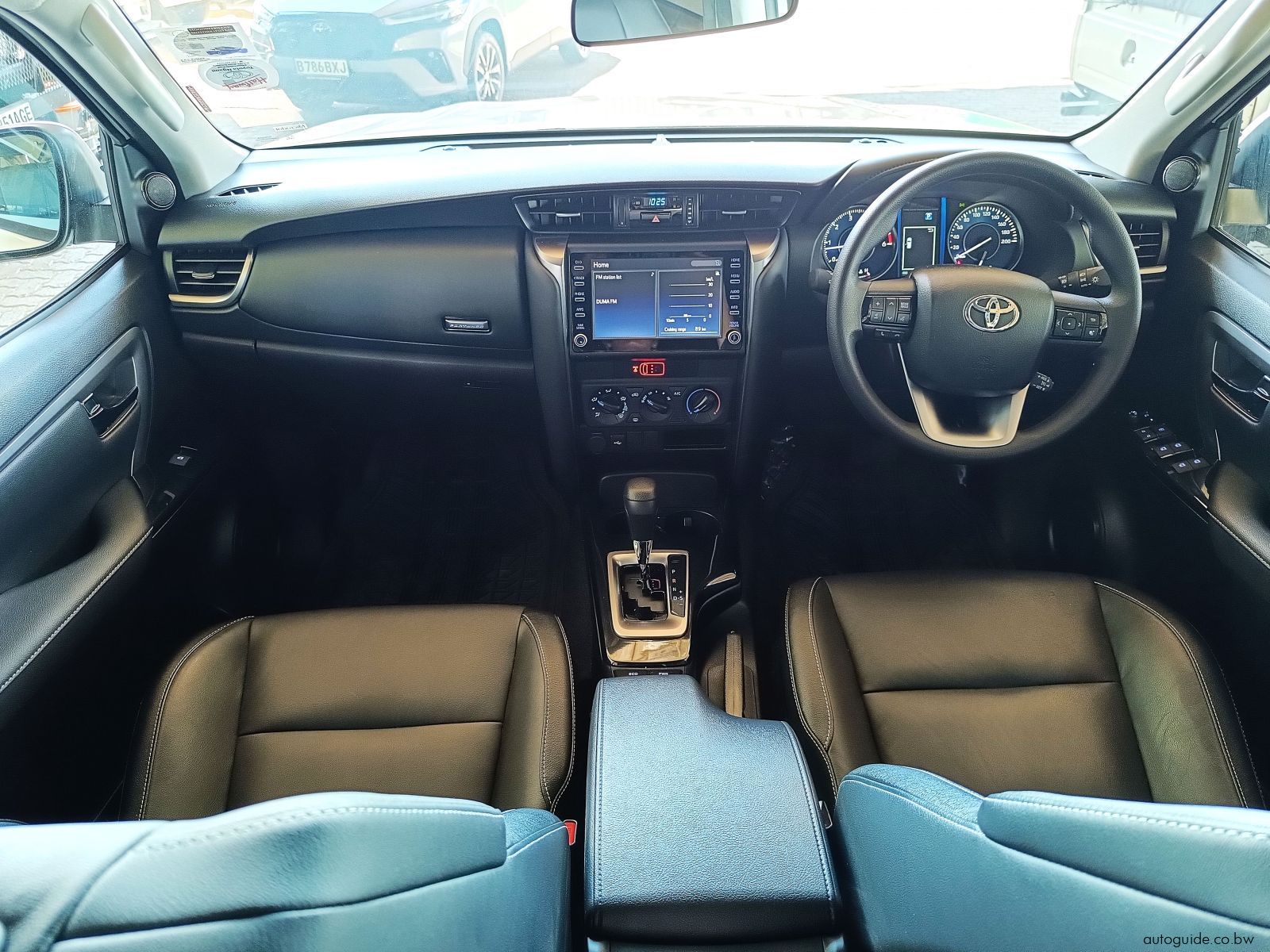 2025 Toyota Fortuner  photo