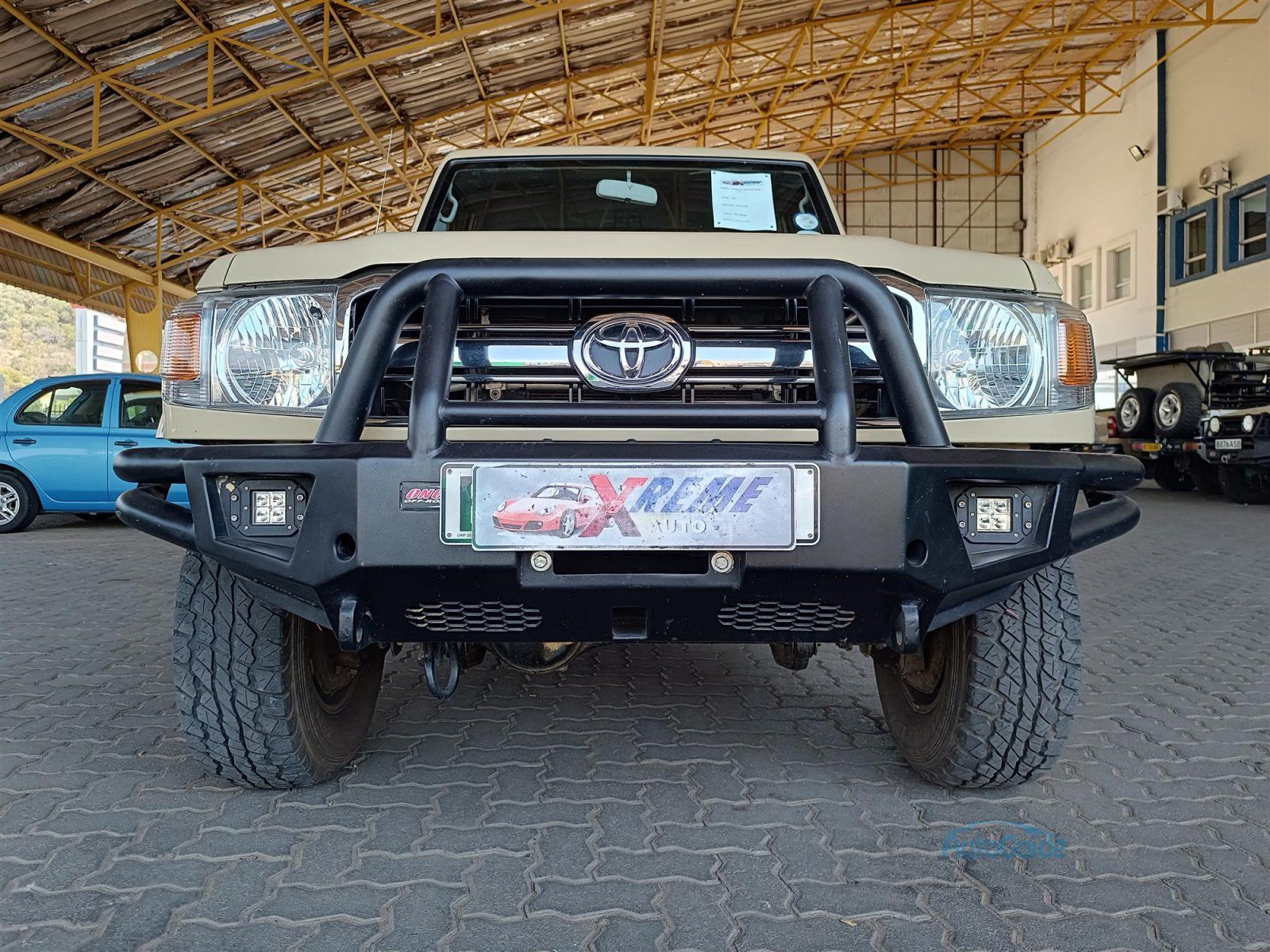 2023 Toyota Land Cruiser 4.2D photo