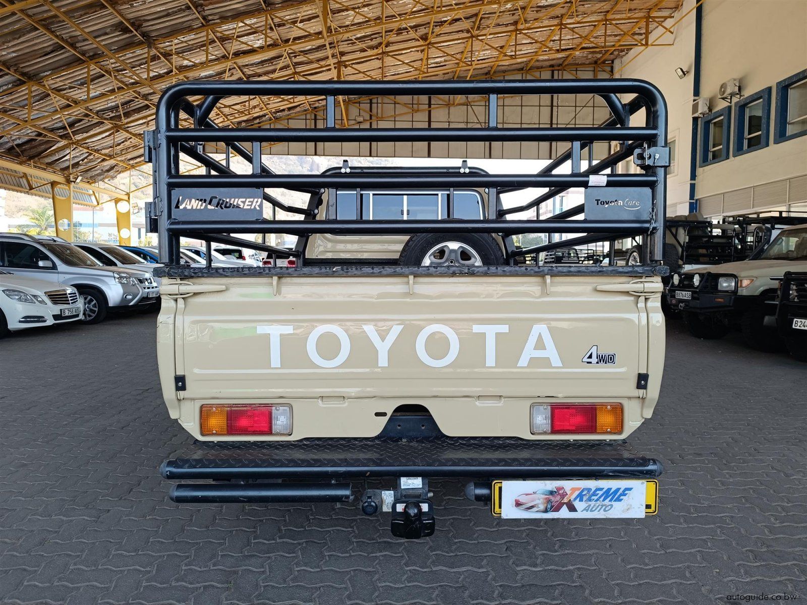 2023 Toyota Land Cruiser 4.2D photo