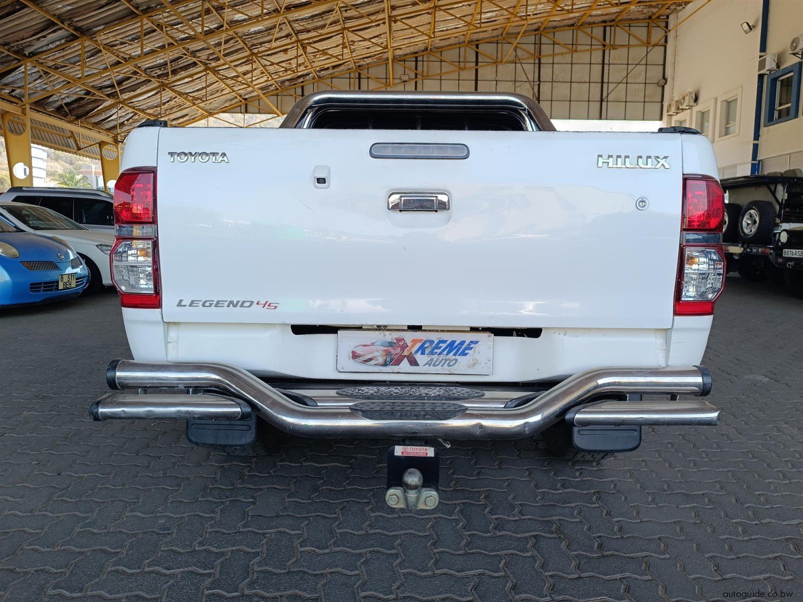 2015 Toyota Hilux Legend 45 VVTi photo