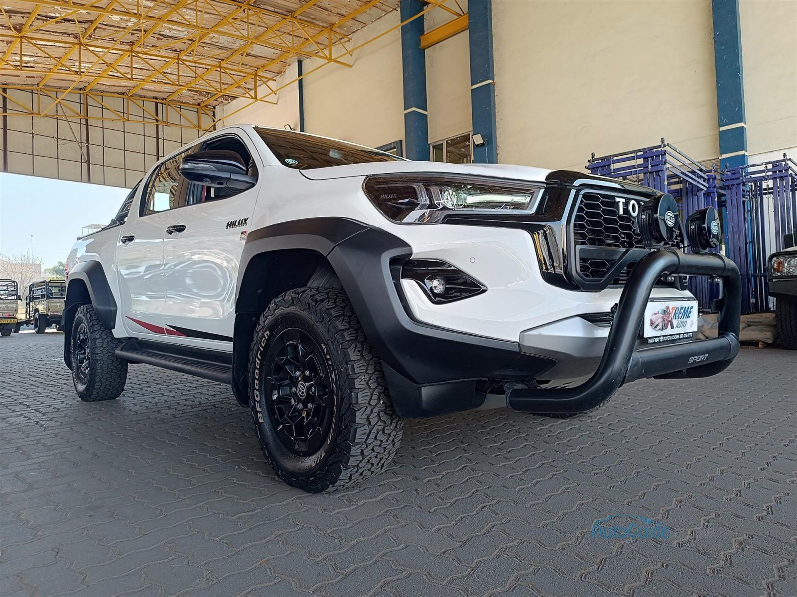 2024 Toyota Hilux GR-Sport 2.8GD-6 4x4 A/T photo