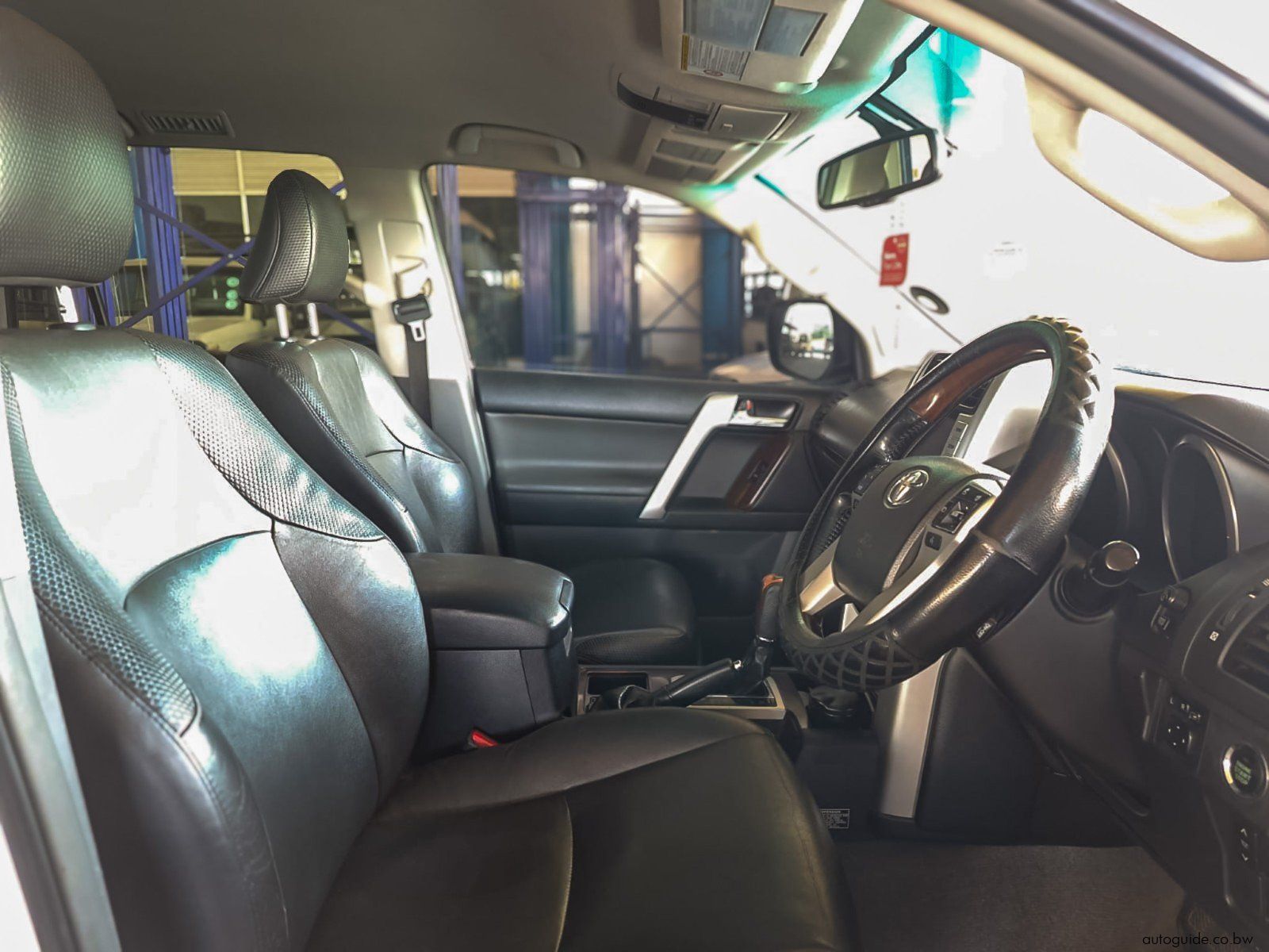 2013 Toyota Prado 3.0 D4D photo