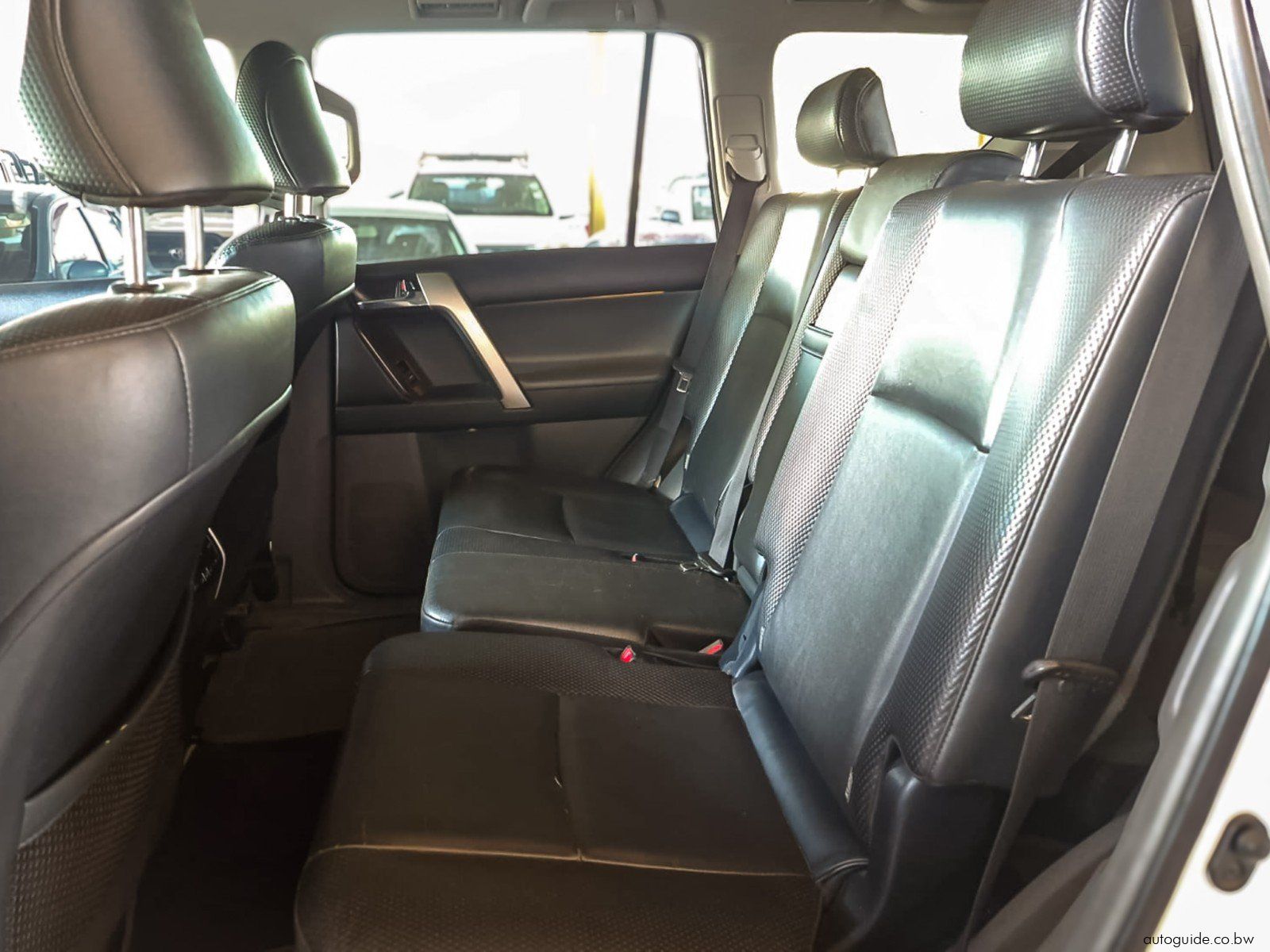 2013 Toyota Prado 3.0 D4D photo
