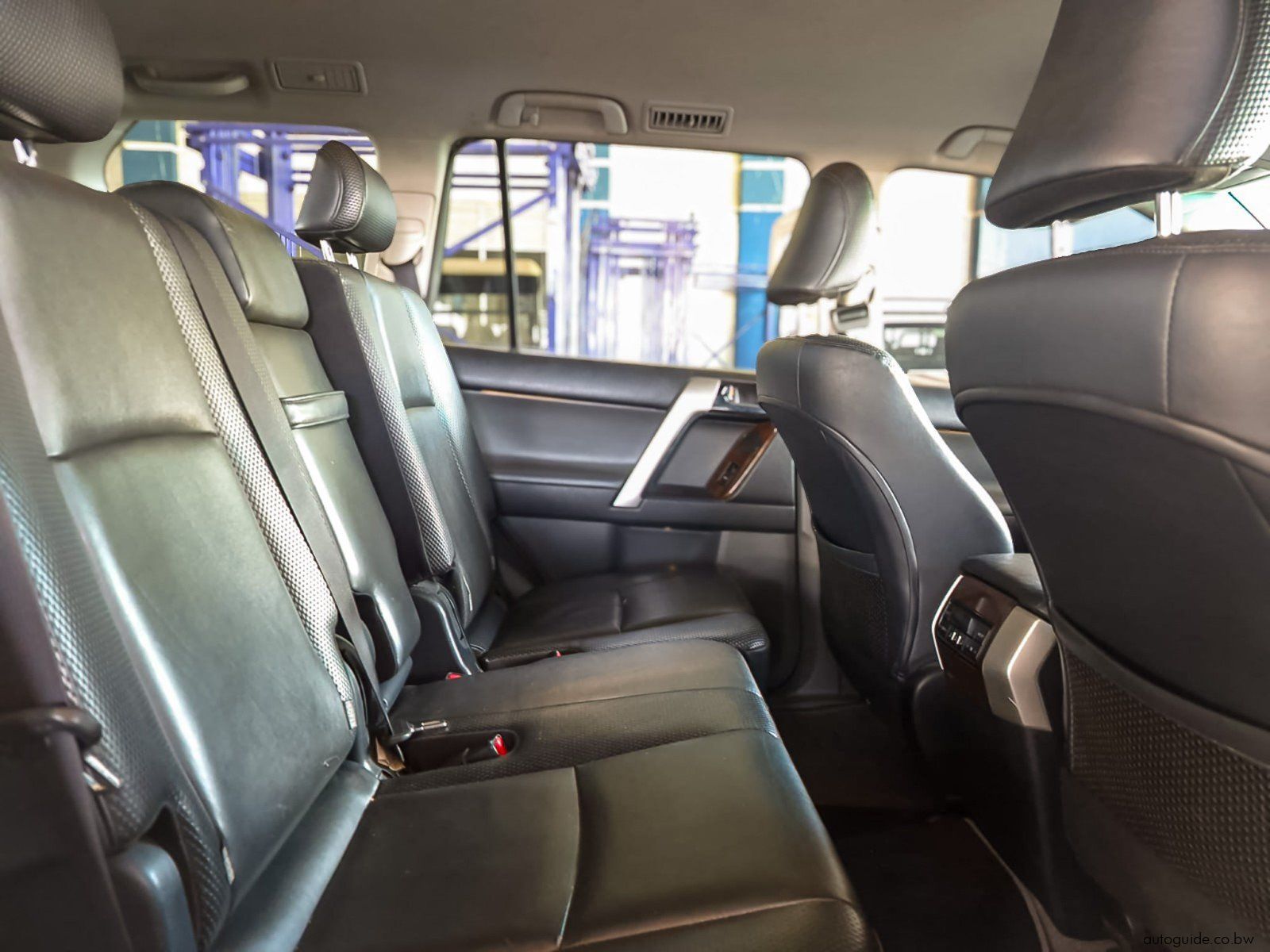 2013 Toyota Prado 3.0 D4D photo