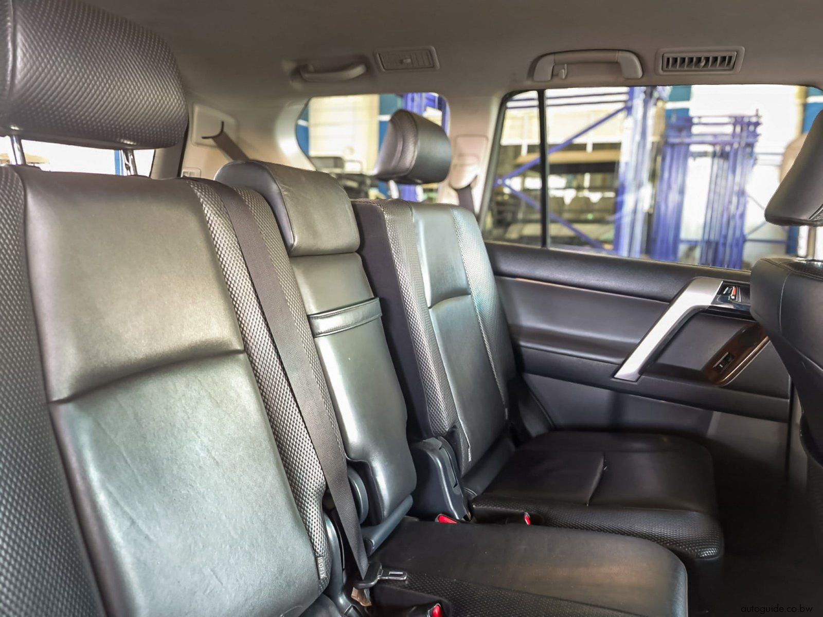 2013 Toyota Prado 3.0 D4D photo