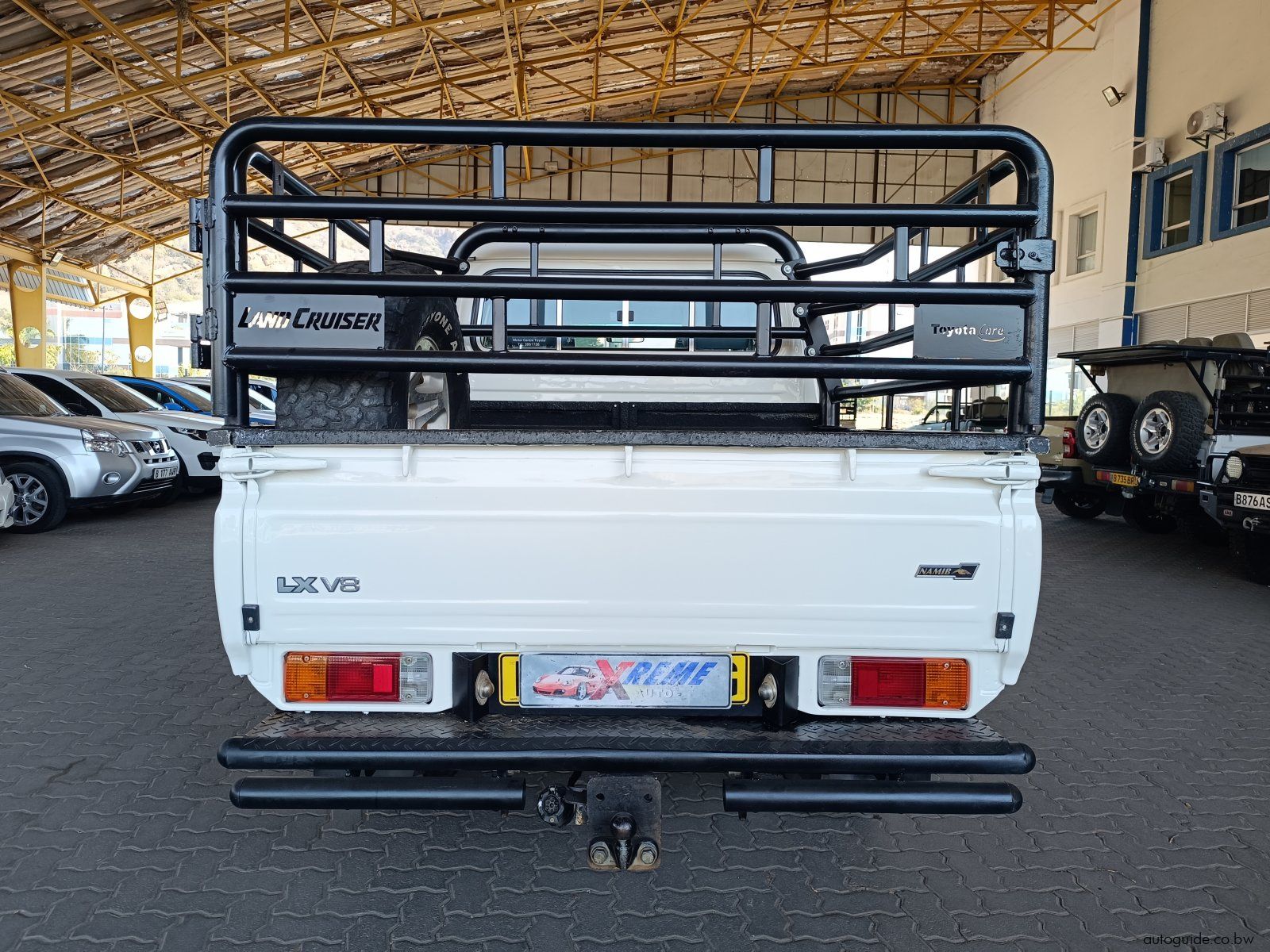 2020 Toyota Land Cruiser 4.5 V8 LX photo