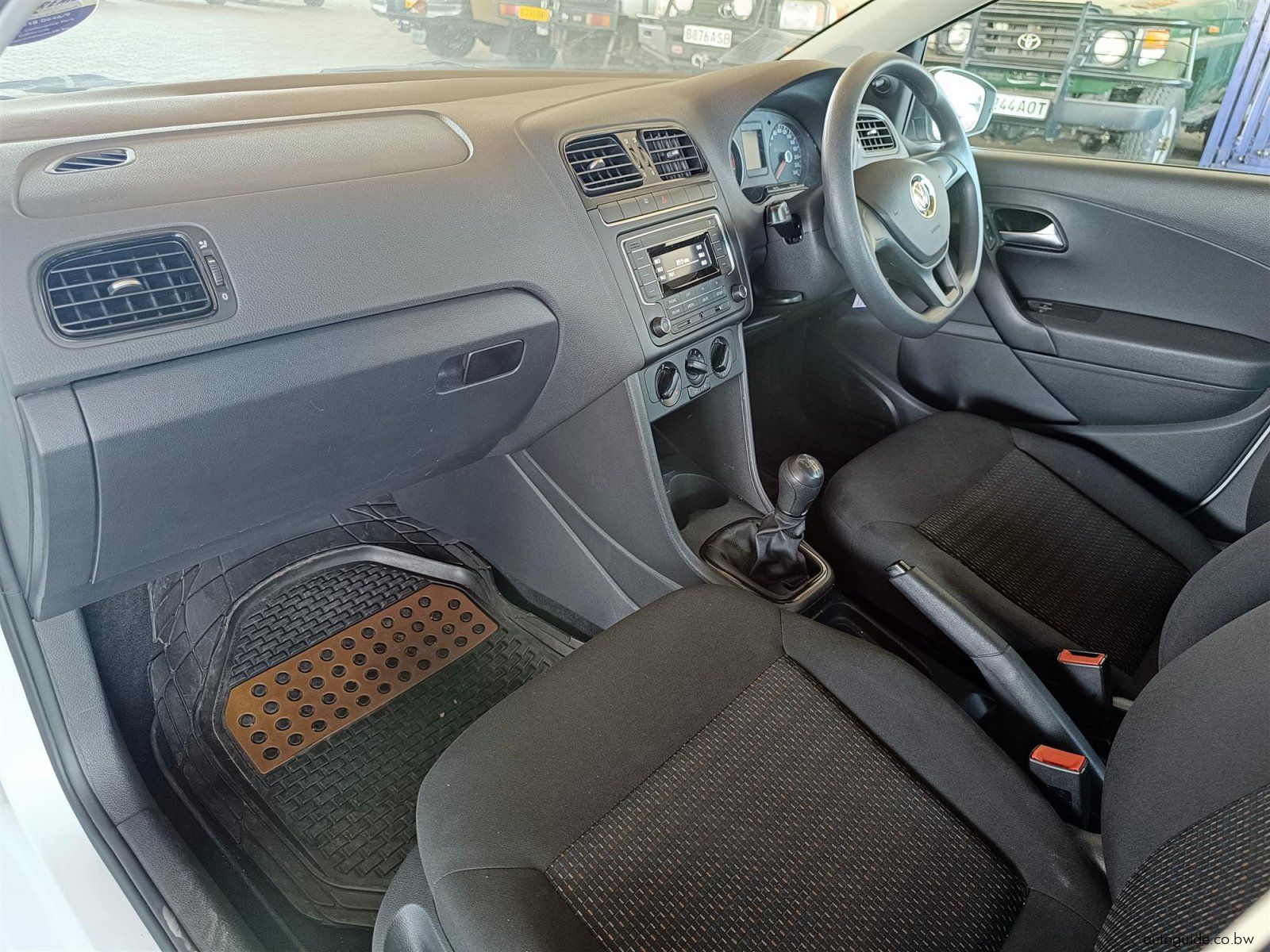 2023 Volkswagen Polo Vivo TSi 1.4L photo