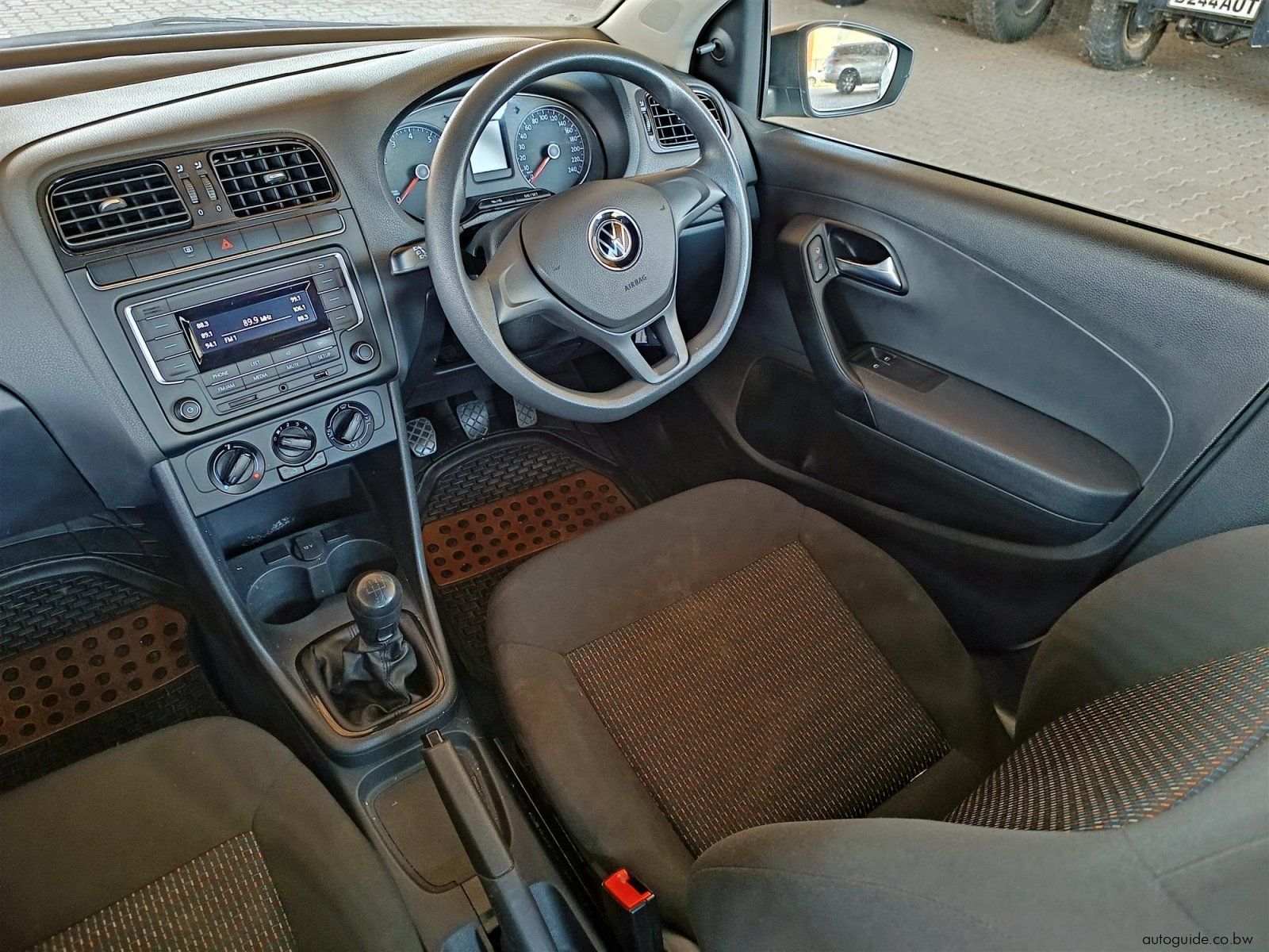 2023 Volkswagen Polo Vivo TSi 1.4L photo