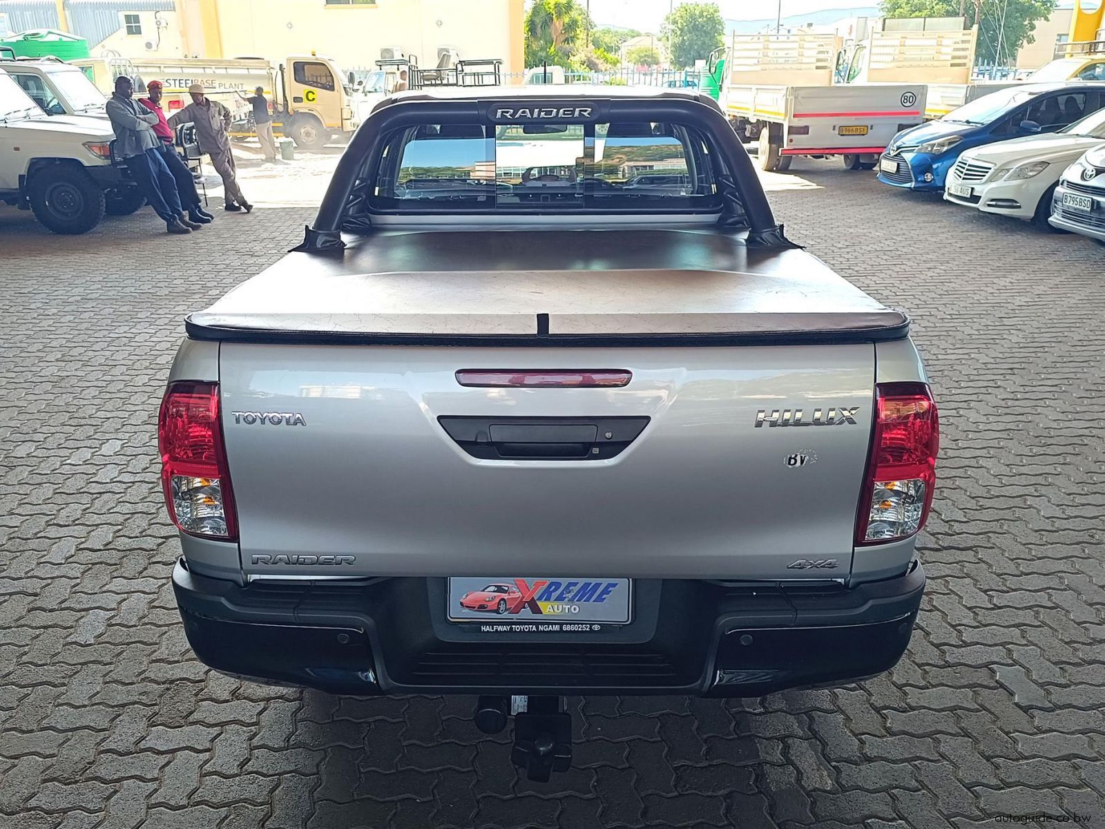 2025 Toyota Hilux Rider 2.4L GD-6 4x4 A/T photo