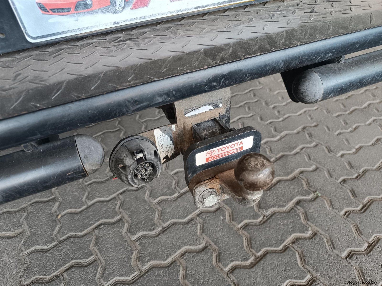 2022 Toyota Land Cruiser 4.0 V6 photo