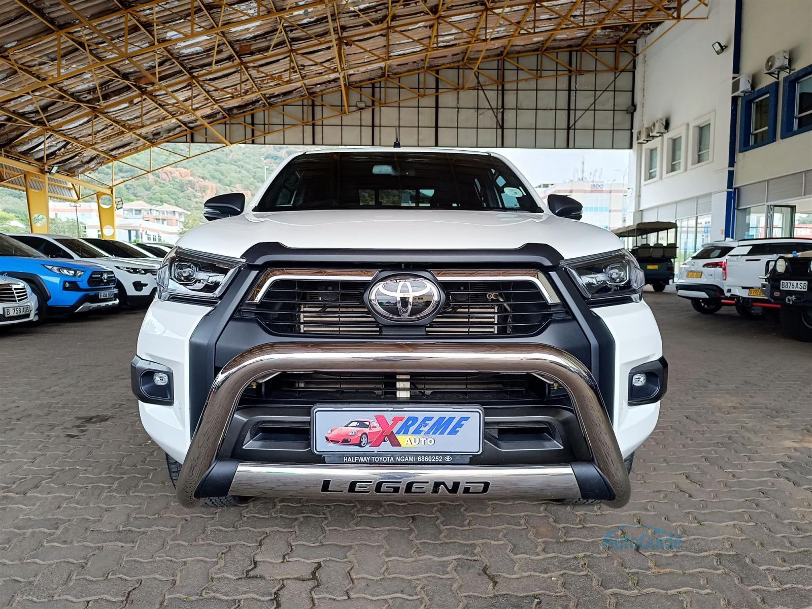 2025 Toyota Hilux Legend 2.8 GD-6 4x4 A/T photo