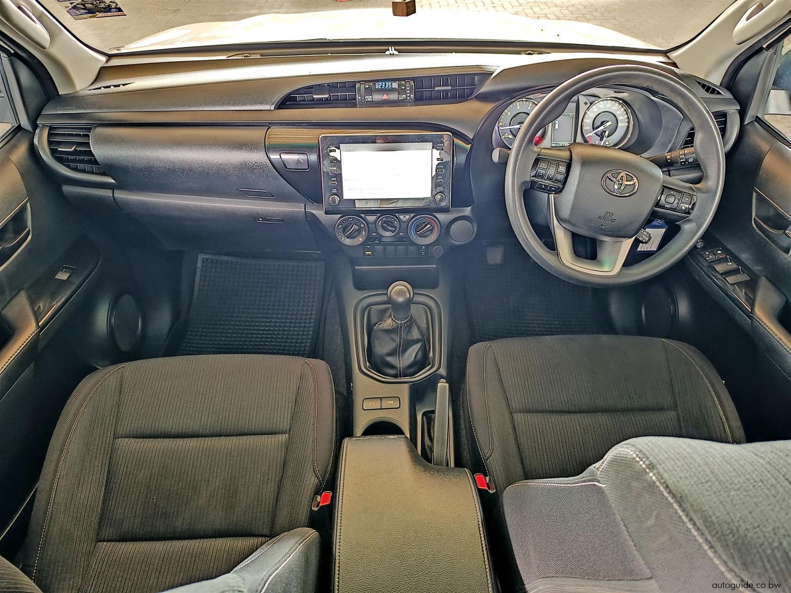 2022 Toyota Hilux Raider 2.4L GD-6 photo