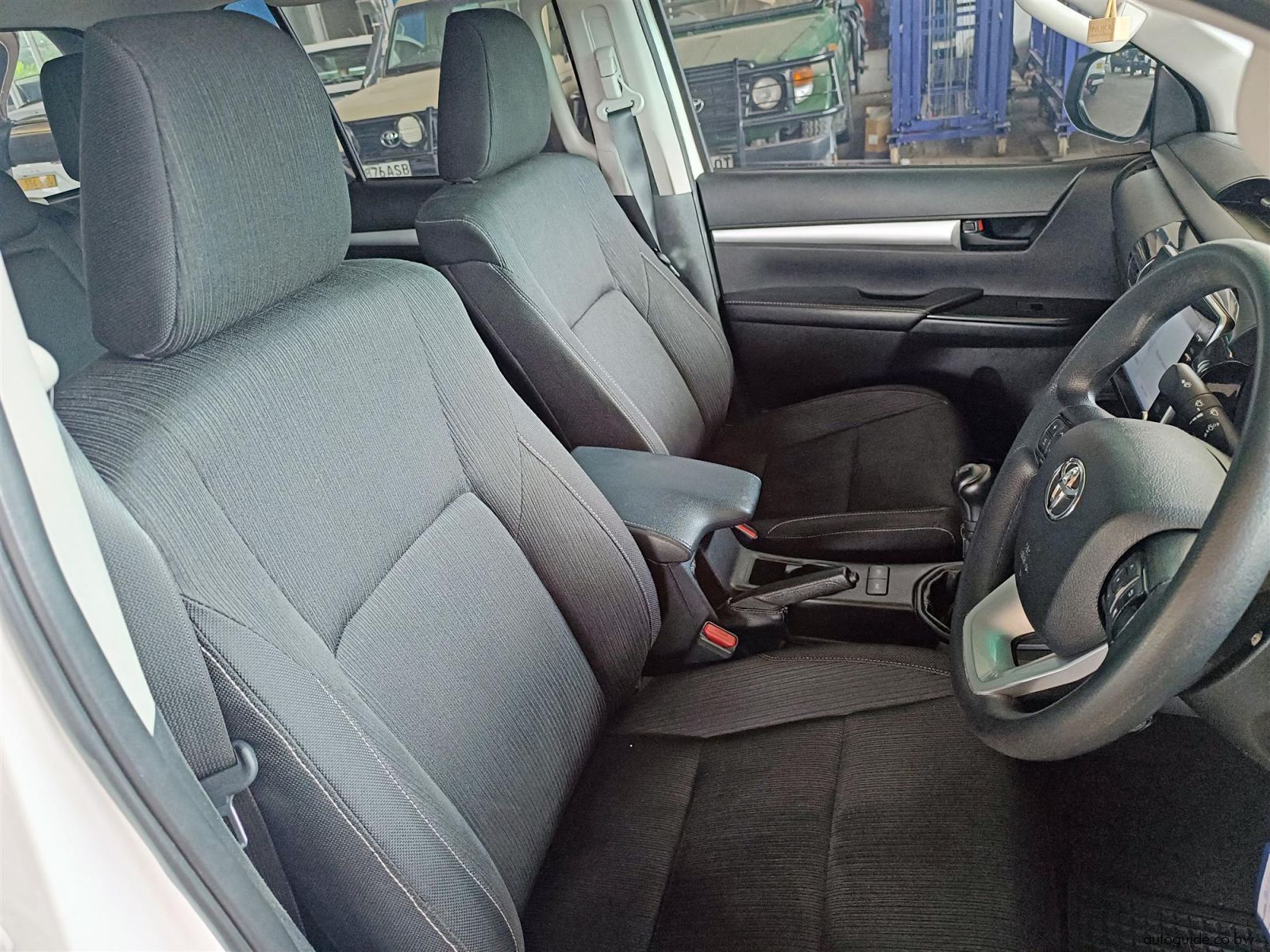 2022 Toyota Hilux Raider 2.4L GD-6 photo