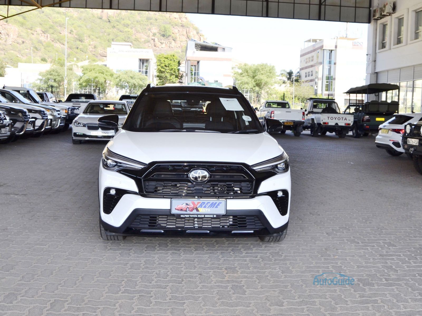 2024 Toyota Corolla Cross GR photo