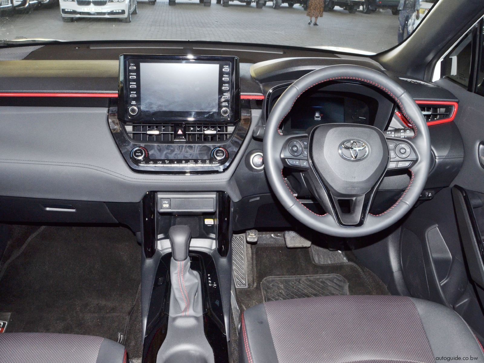 2024 Toyota Corolla Cross GR photo