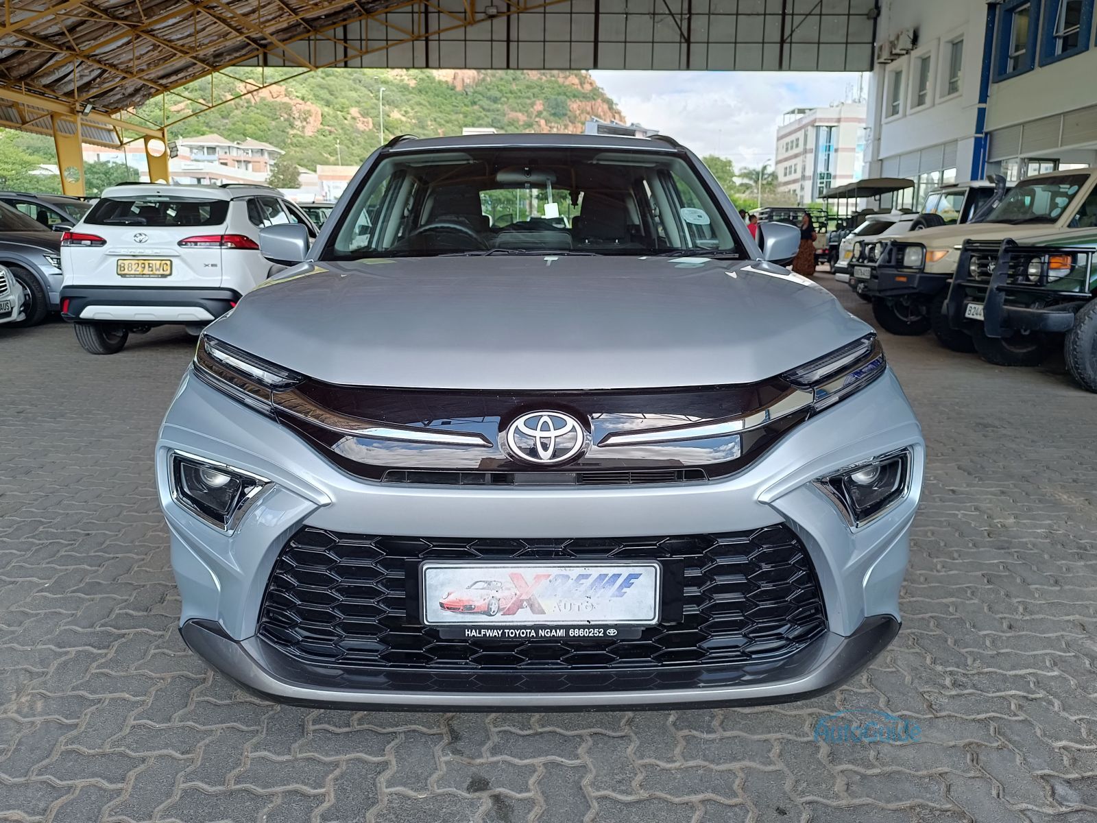 2025 Toyota Urban Cruiser photo