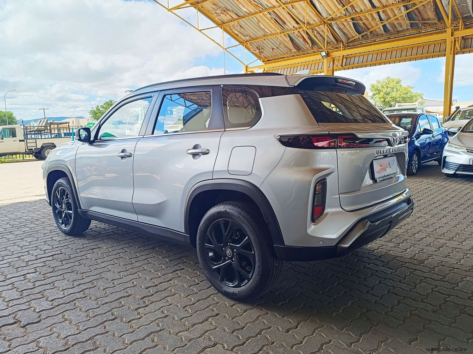 2025 Toyota Urban Cruiser photo