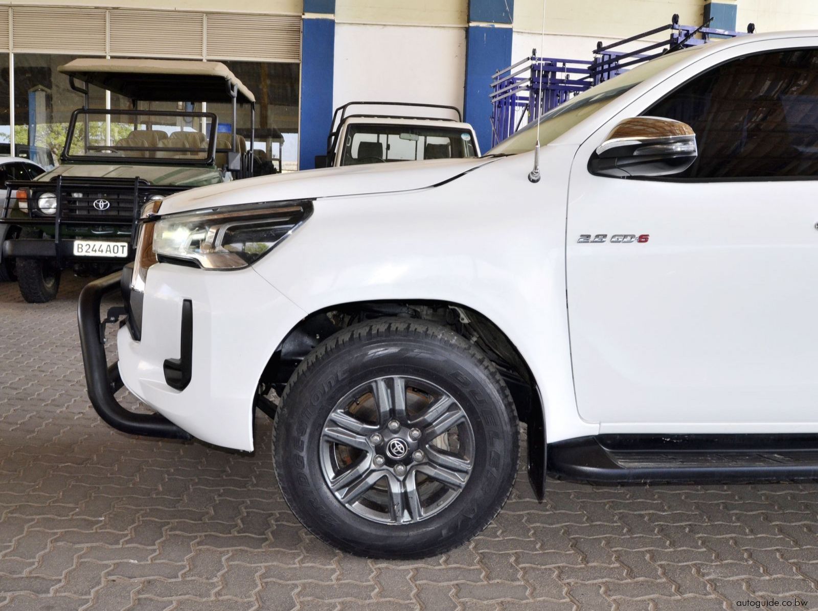 2021 Toyota Hilux GD6 pictures