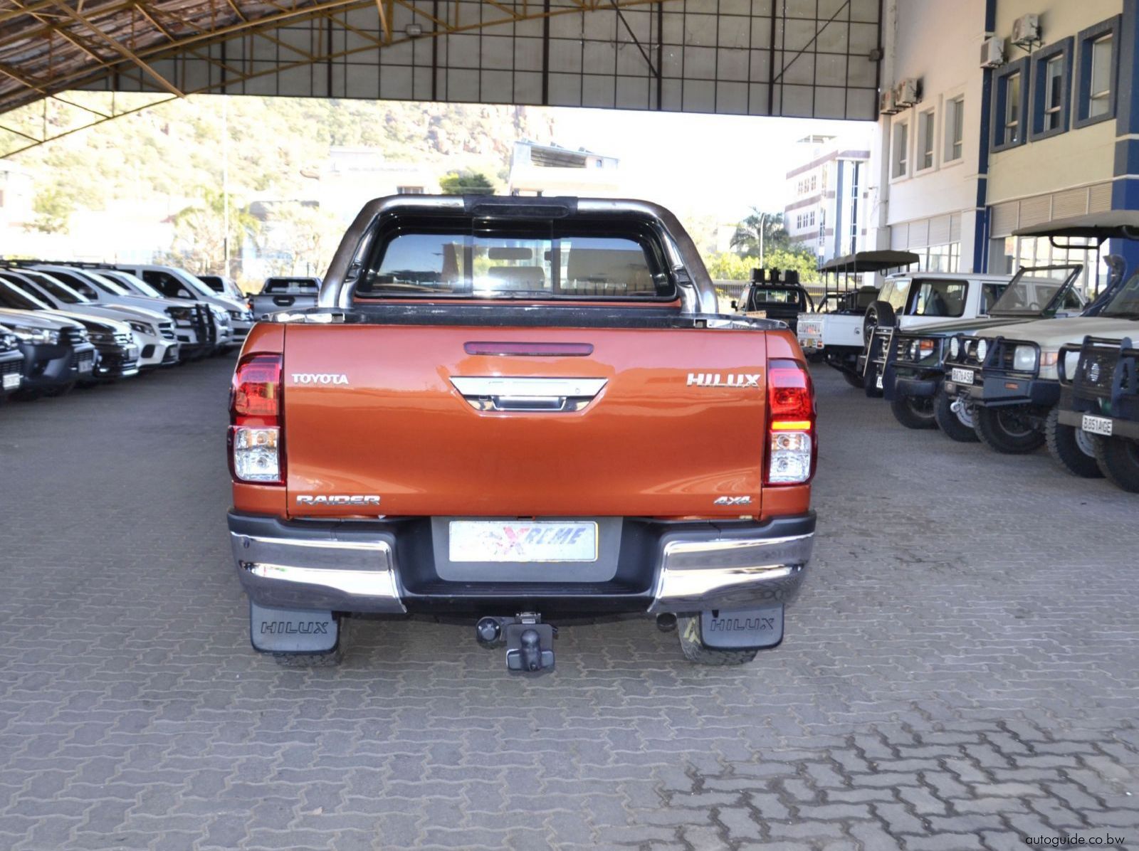 2019 Toyota Hilux pictures