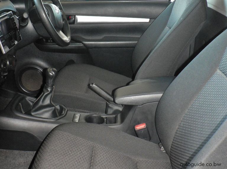 2019 Toyota Hilux GD6 pictures