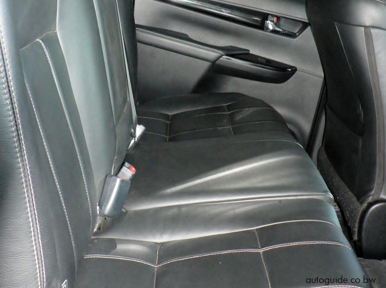 2019 Toyota Hilux GD6 pictures