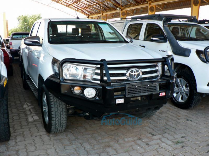 2016 Toyota Hilux GD6 pictures
