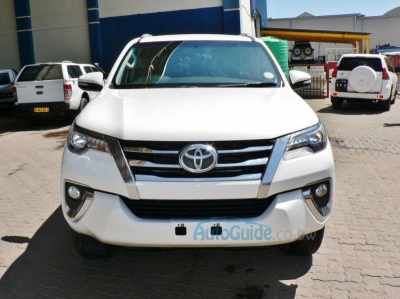 2017 Toyota Fortuner GD6 pictures