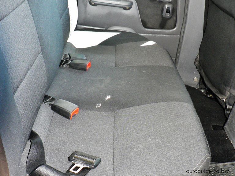 2018 Nissan Hardbody pictures