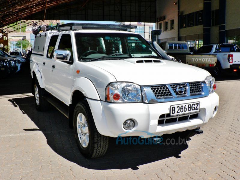 2018 Nissan Hardbody pictures