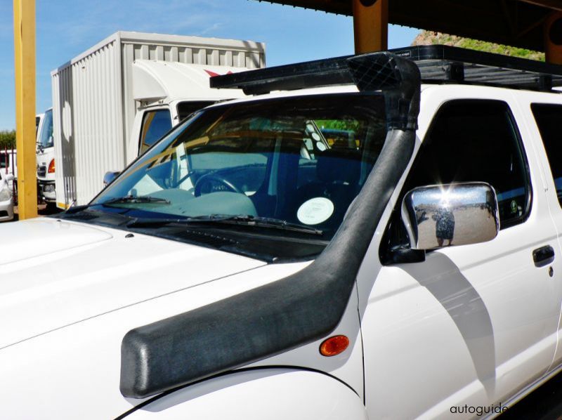 2018 Nissan Hardbody pictures