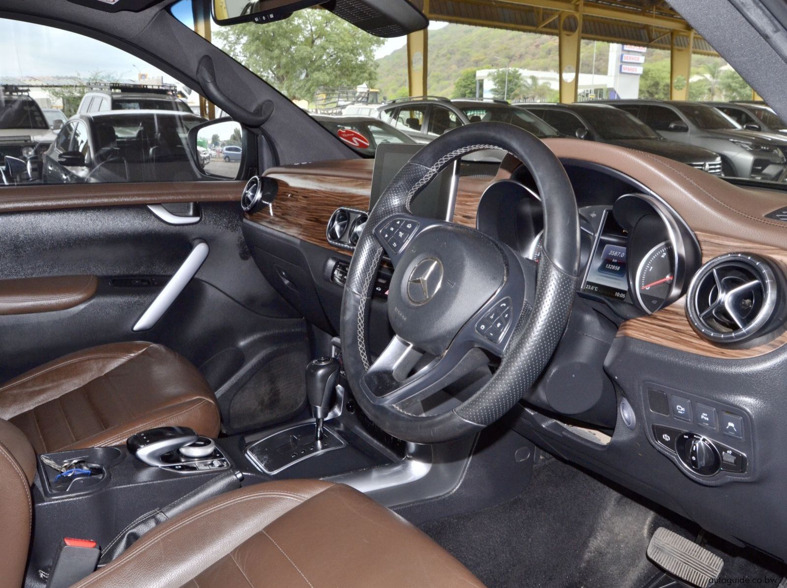 2019 Mercedes-Benz X250 d 4Matic pictures