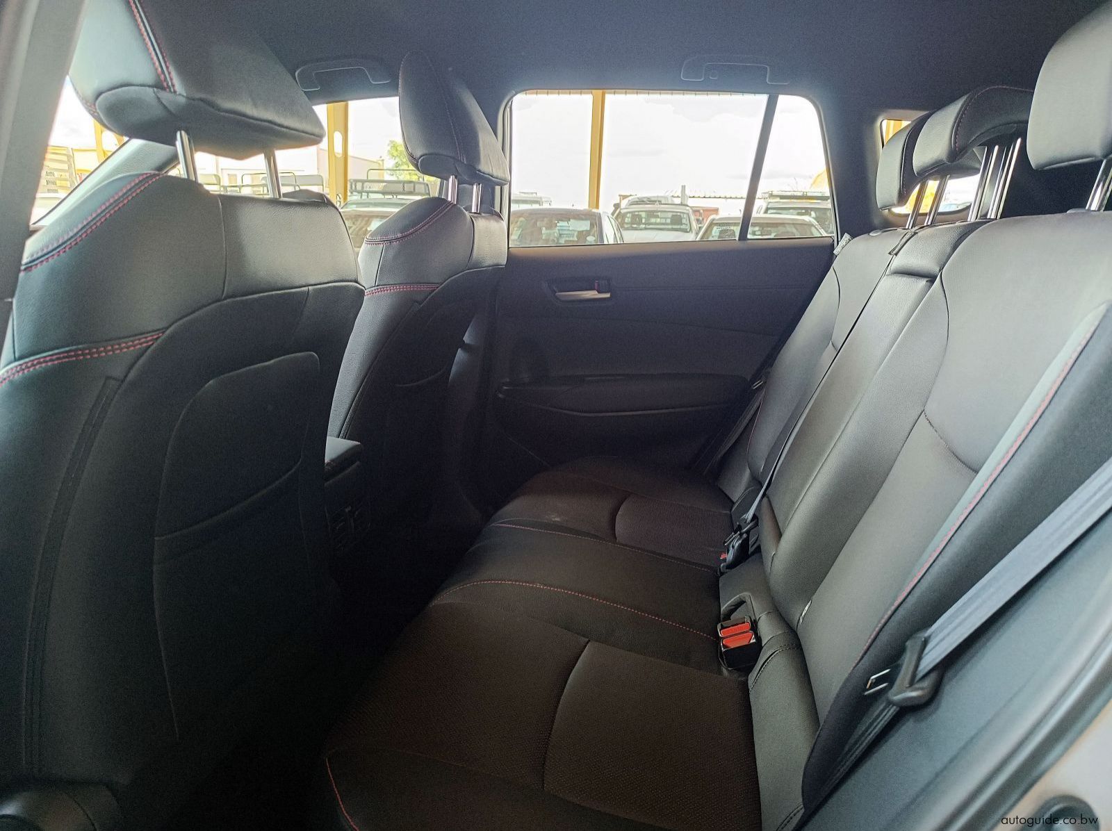 2025 Toyota Corolla Cross GR pictures