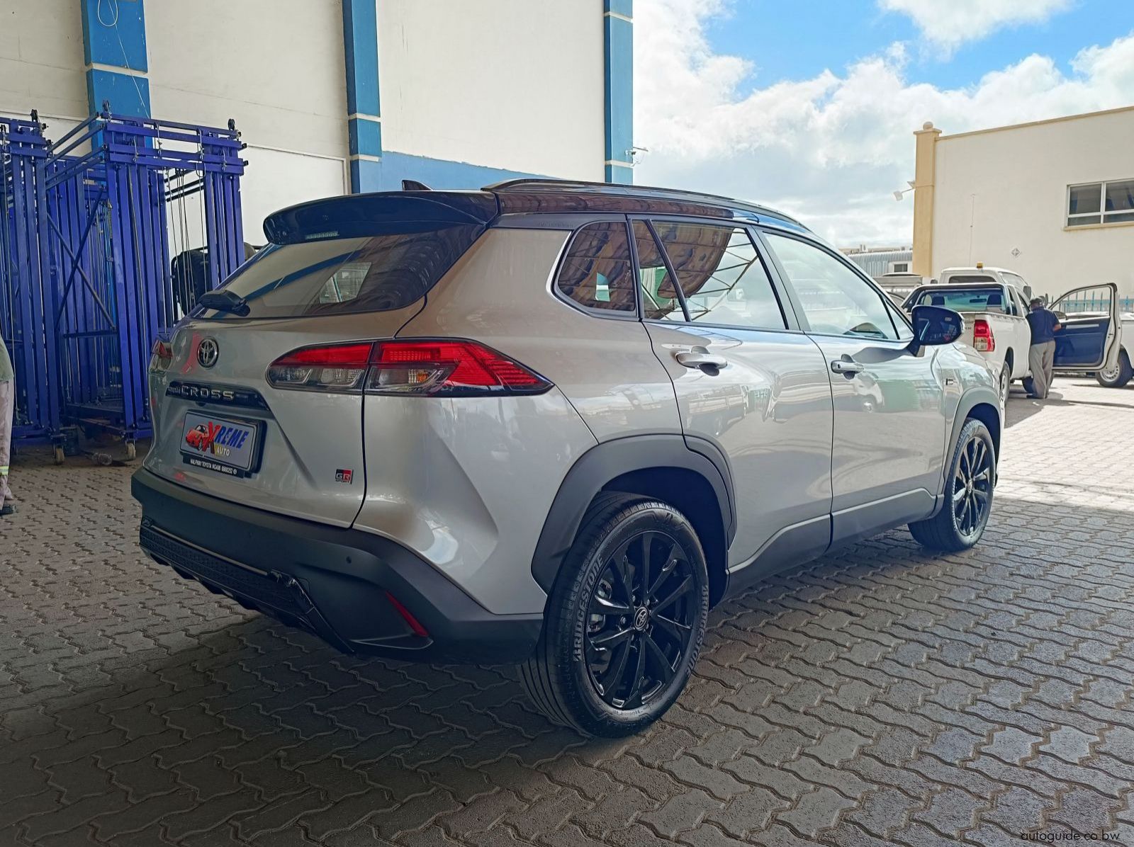 2025 Toyota Corolla Cross GR pictures