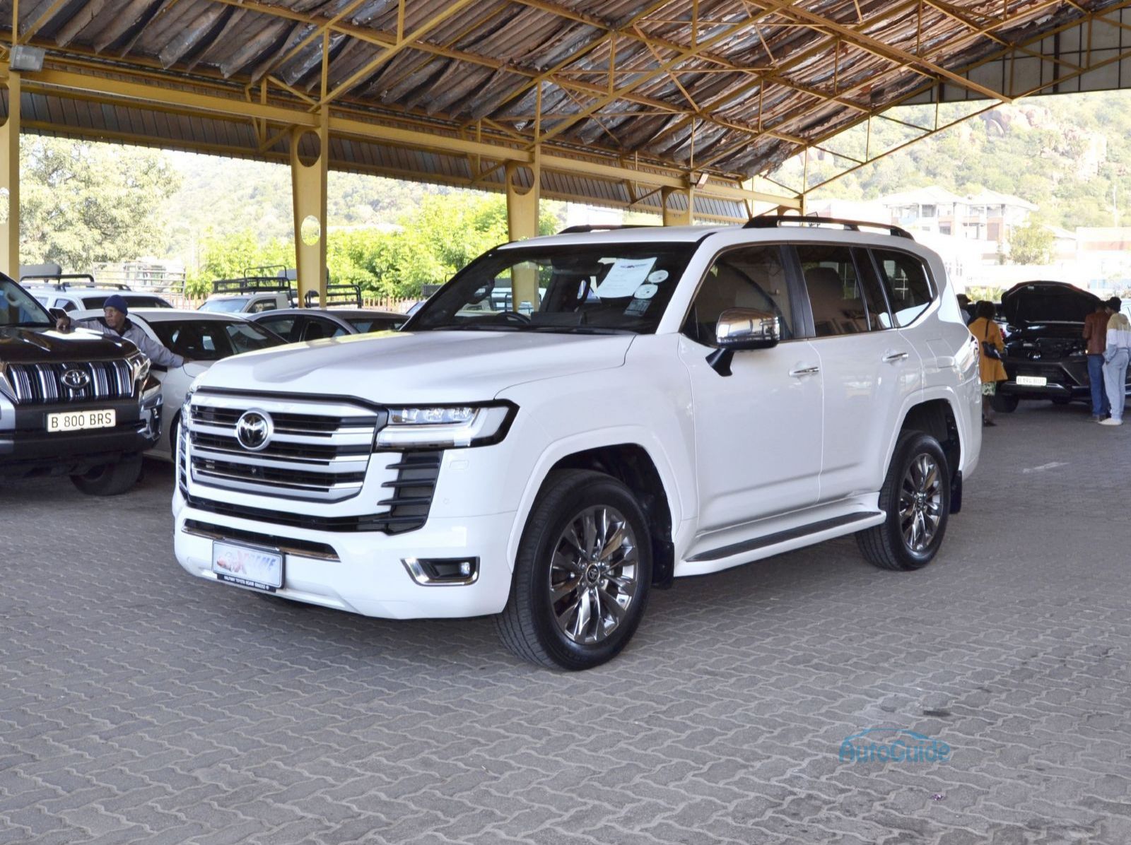 Ａ 2022 TOYOTA LAND CRUISER 3.5 ZX MODELLISTA LC300 FULL SPEC..