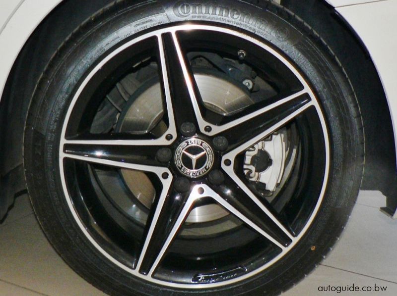 2018 Mercedes-Benz C250 pictures