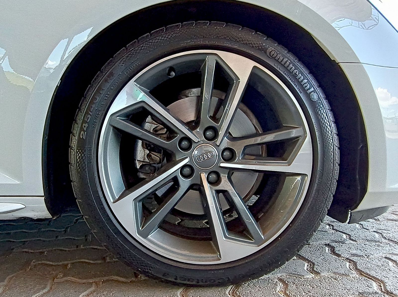 2018 Audi A4 TFSI pictures