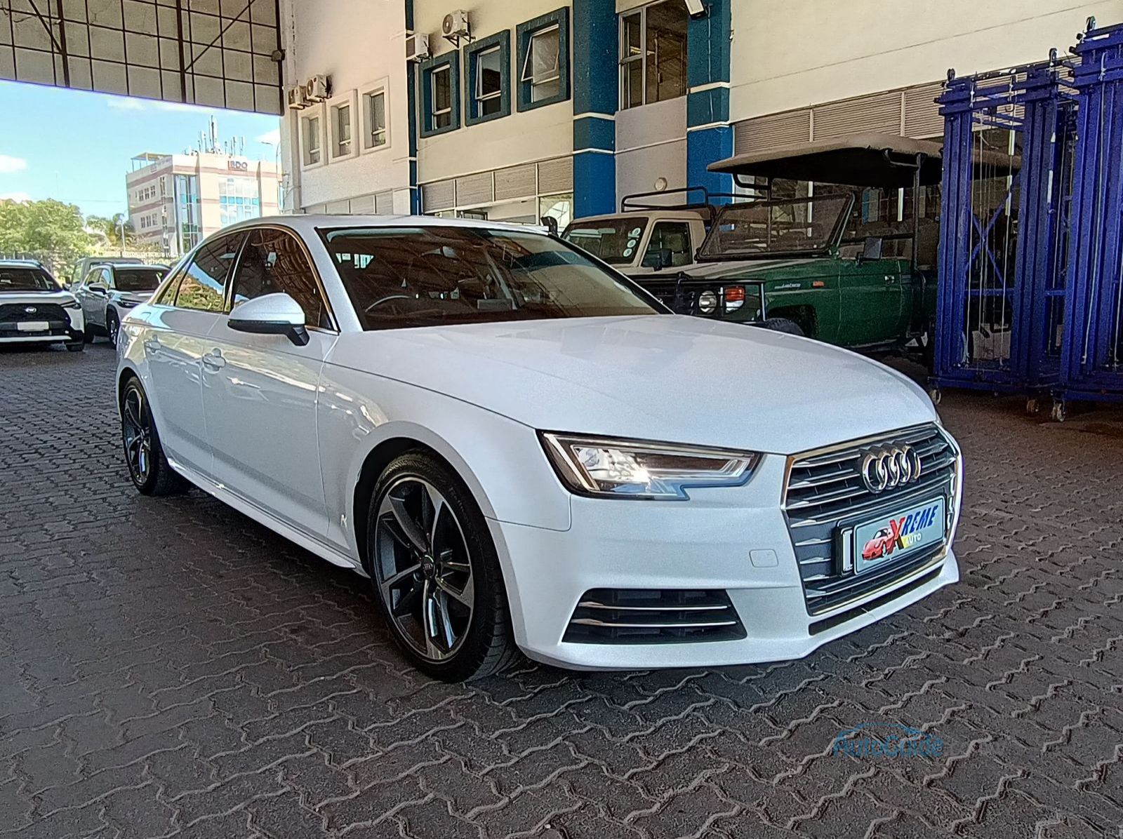 2018 Audi A4 TFSI pictures