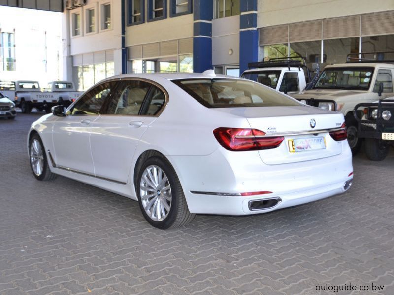 2017 BMW 750i pictures