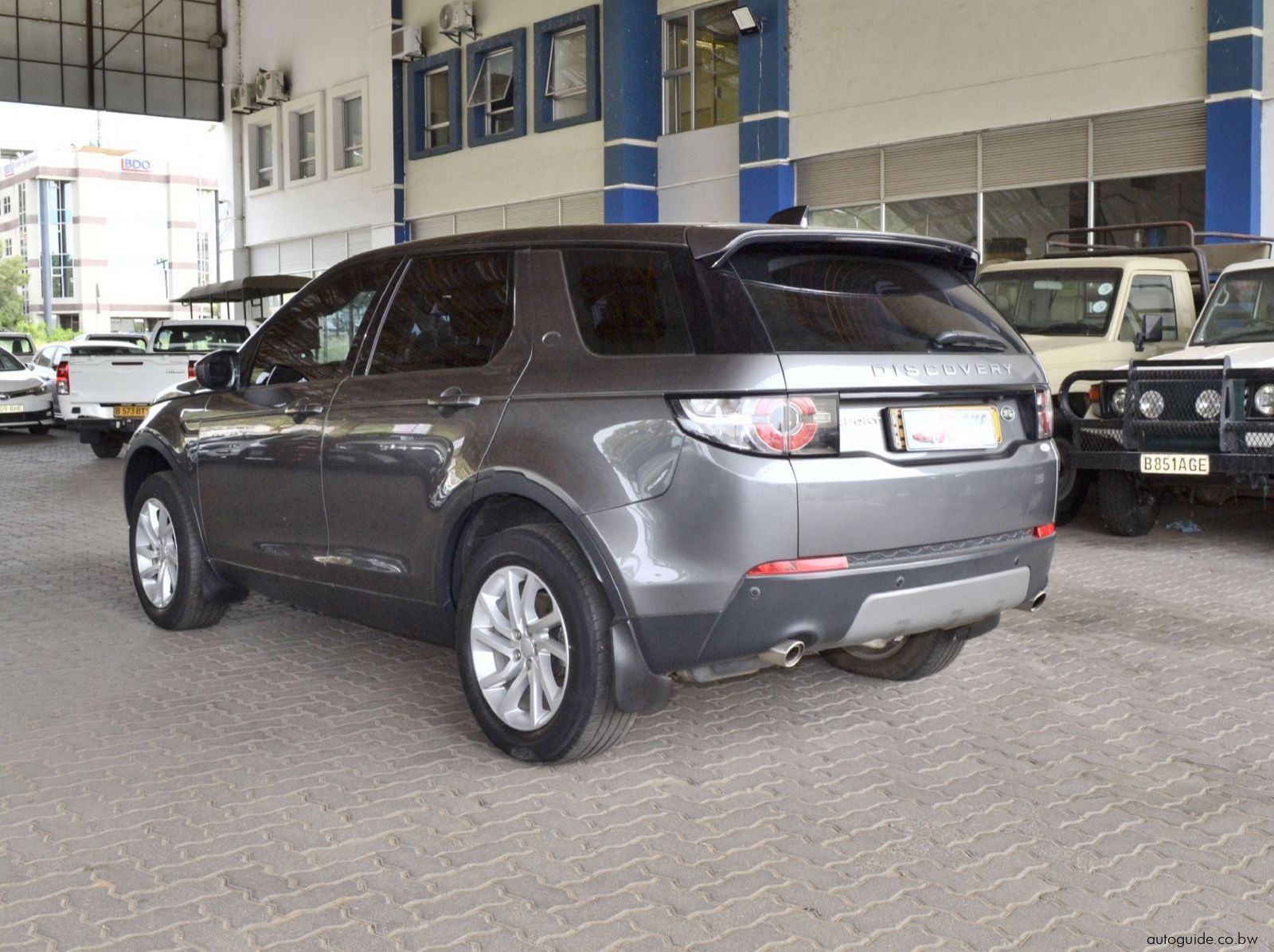 2018 Land Rover Discovery Sport pictures